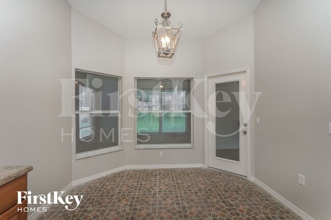 5718 Wedgefield Dr, Zephyrhills, FL 33541 - photo 5