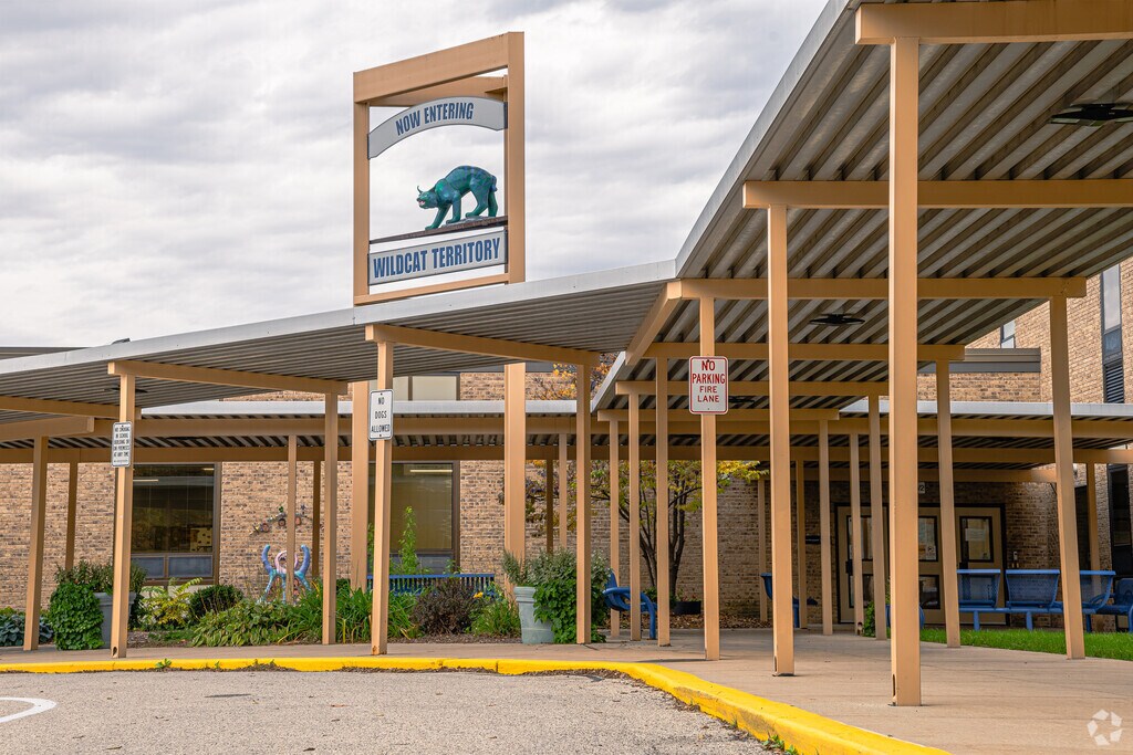 Wisconsin Hills Middle School provides public education in the neighborhood of 
Brookfield.
