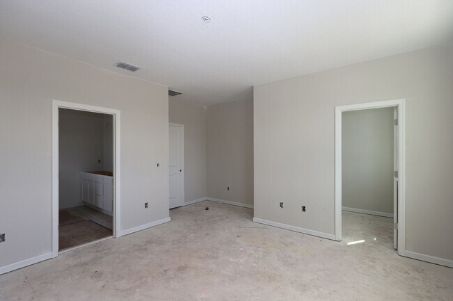 1339 Mount Royal Dr, Saint Cloud, FL 34771 - photo 6