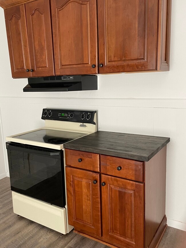 816 W Ashland Ave, Muncie, IN 47303 - photo 4