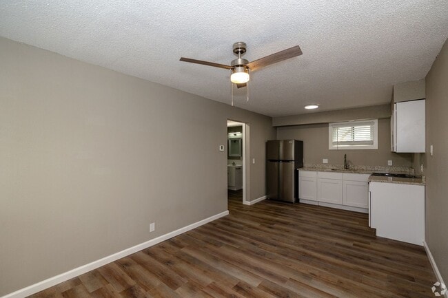 Lux Off Riverwalk, Wichita, KS 67213 - photo 7