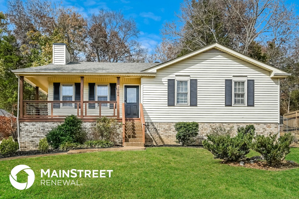 2004 Sanford Dr, Mount Juliet, TN 37122 - photo 1