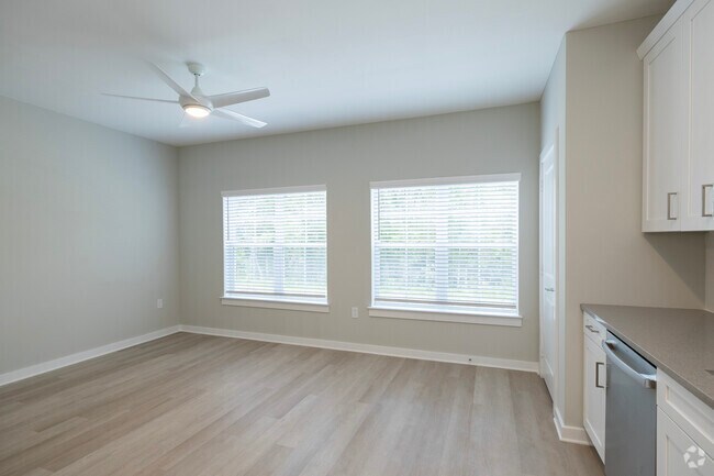 Cobalt, Lutz, FL 33559 - photo 2