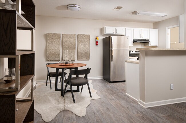 Colony Pointe, Jackson, MS 39213 - photo 7