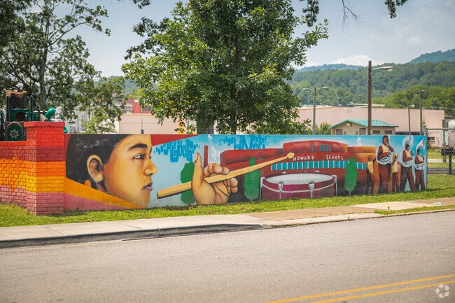 Find local art all around Piney Woods.