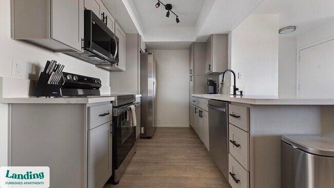 1455 E Katie Ave unit O16, Las Vegas, NV 89119 - photo 6