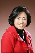 Peggy Jung