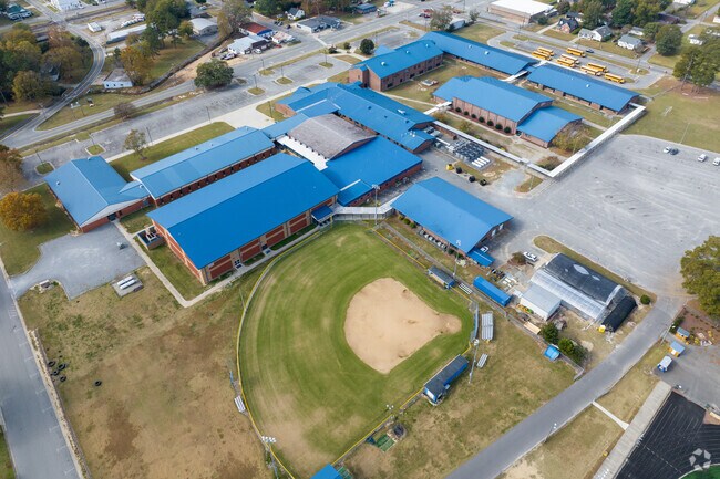 Princeton Middle/High School is a public school in Princeton, NC.
