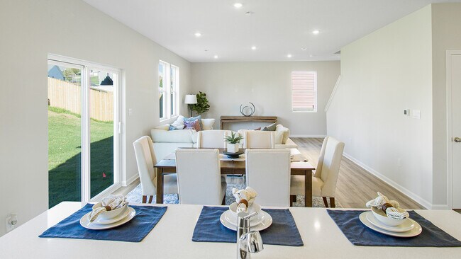 922 Bunker Ct, Maidsville, WV 26541 - photo 5