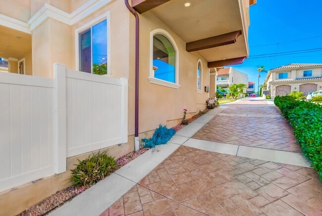 1902 Marshallfield Ln, Redondo Beach, CA 90278 - photo 6