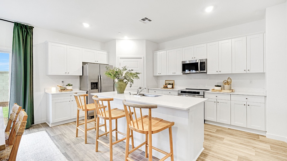 3408 N Vaughan Ave, Fresno, CA 93723 - photo 1