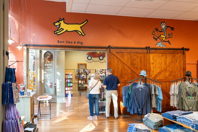 Take I-70 to downtown St. Charles near North Pointe for shopping and dining.