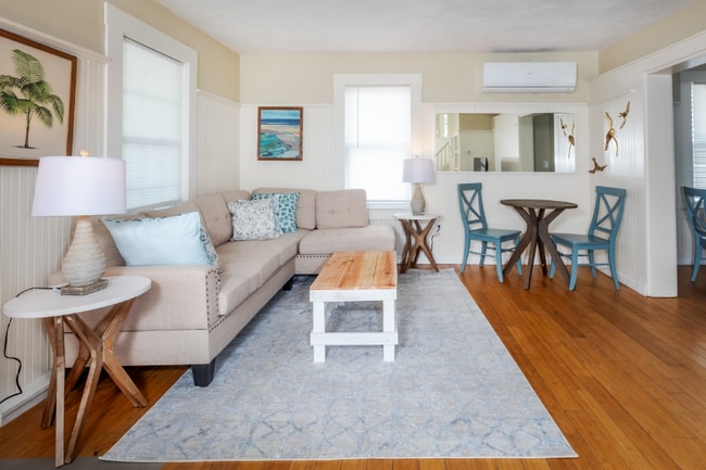 15 L St, Hampton, NH 03842 - photo 3