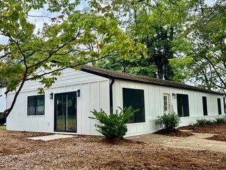 217 Oak St, Charlottesville, VA 22902