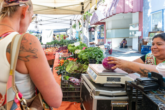 The Downtown Vallejo Saturday morning farmer's market is one of the largest in the area.