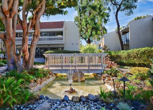 818 Camino Real unit 107, Redondo Beach, CA 90277 - photo 6