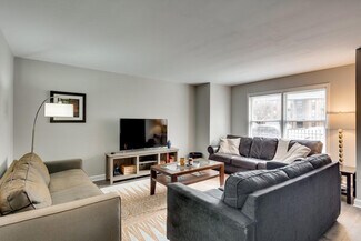 226 S Hoyne Ave Unit ID1255618P, Chicago, IL 60612