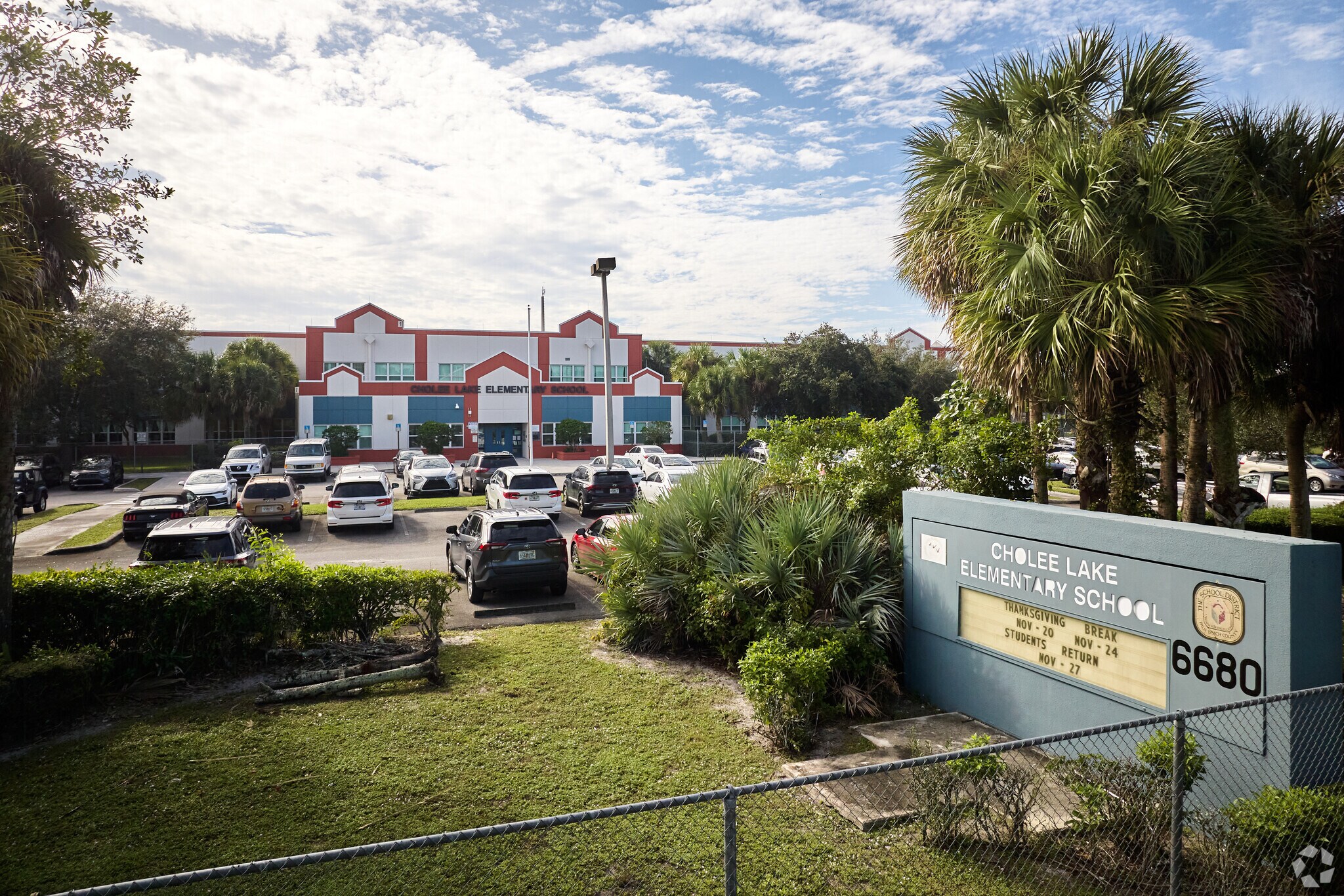 Cholee Lake Elementary School