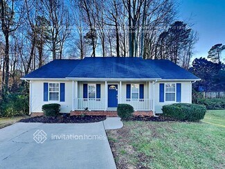 4303 Lothar Ridge Ln, Charlotte, NC 28216