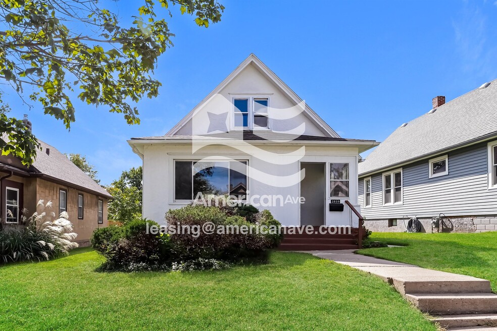 2859 Corby St, Omaha, NE 68111 - photo 1