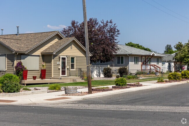 The Lower West Side has quiet streets and well tended landscaping.