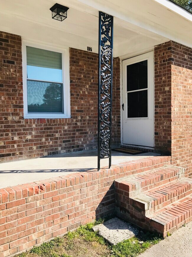 585 S 7th St unit 585, Aurora, NC 27806 - photo 4