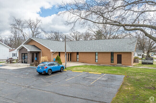 The Oakview Neighborhood Association hosts several events at First Wesleyan Church.