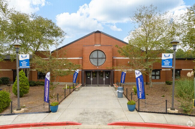 Lost Mountain Middle School welcomes students grade 6-8.