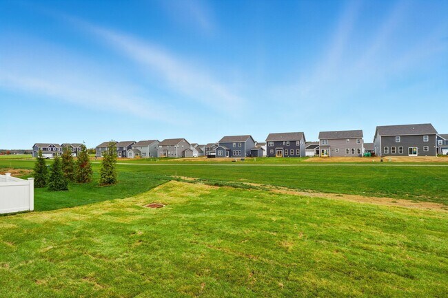 1113 Conductor Dr, Plain City, OH 43064 - photo 4