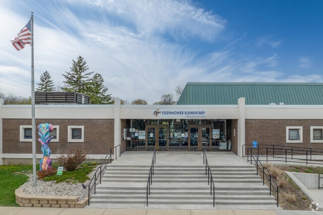 Students in West Tosa can attend Eisenhower Elementary School.