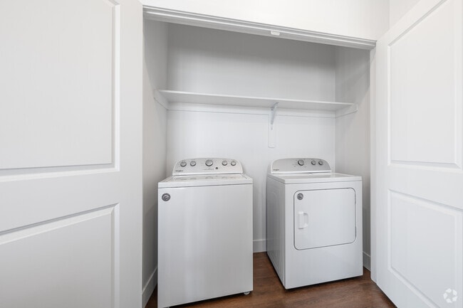 1BR, 1BA - 799SF - Laundry
