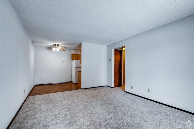Silver Bell Apartments, Eagan, MN 55122 - photo 5