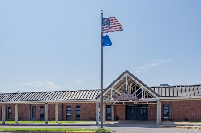 Anadarko Middle School offer a variety of programs that challenge children.