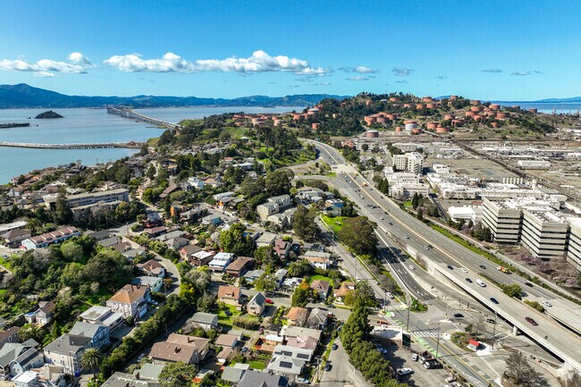 In Point Richmond you can find many lovely homes with amazing Bay views.