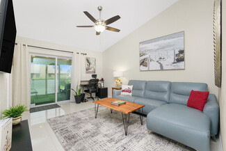 10525 Pendleton Ave, Englewood, FL 34224