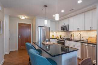 740-750 N Glebe Rd, Arlington, VA 22203