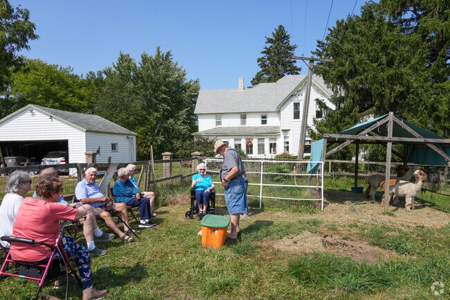 Rivendell Alpacas hosts seniors in Plato Center to share their passion free of charge.