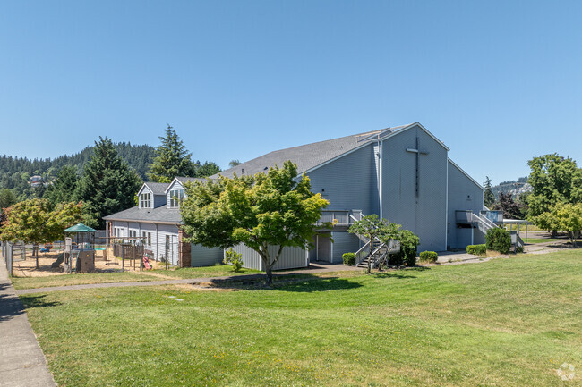 Spring Mountain Christian Academy is a private school serving grades K-12 in Sunnyside.