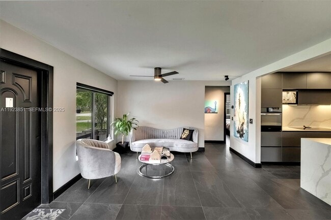 530 NW 39th St, Oakland Park, FL 33309 - photo 6