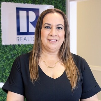 Toni Sarzoza