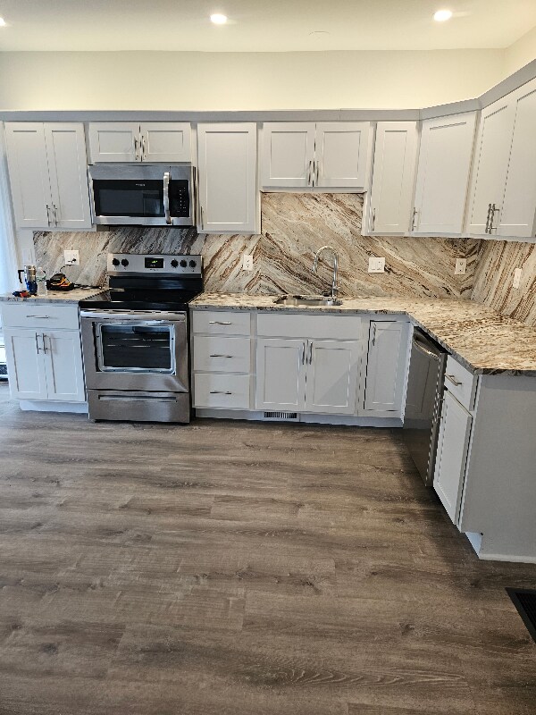 15 Warsaw Ave unit 1, Manchester, NH 03103 - photo 2