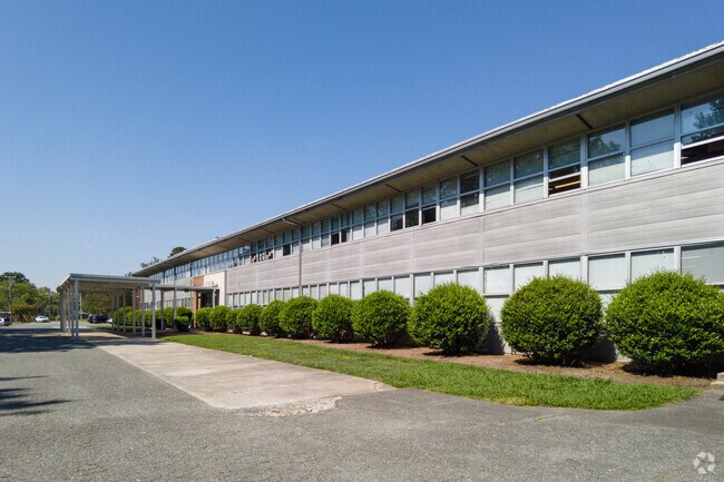 Studying at Jackson middle School for a college to become a community service professional