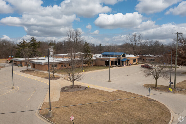 Kettle Lake Elementary School, Aerial.