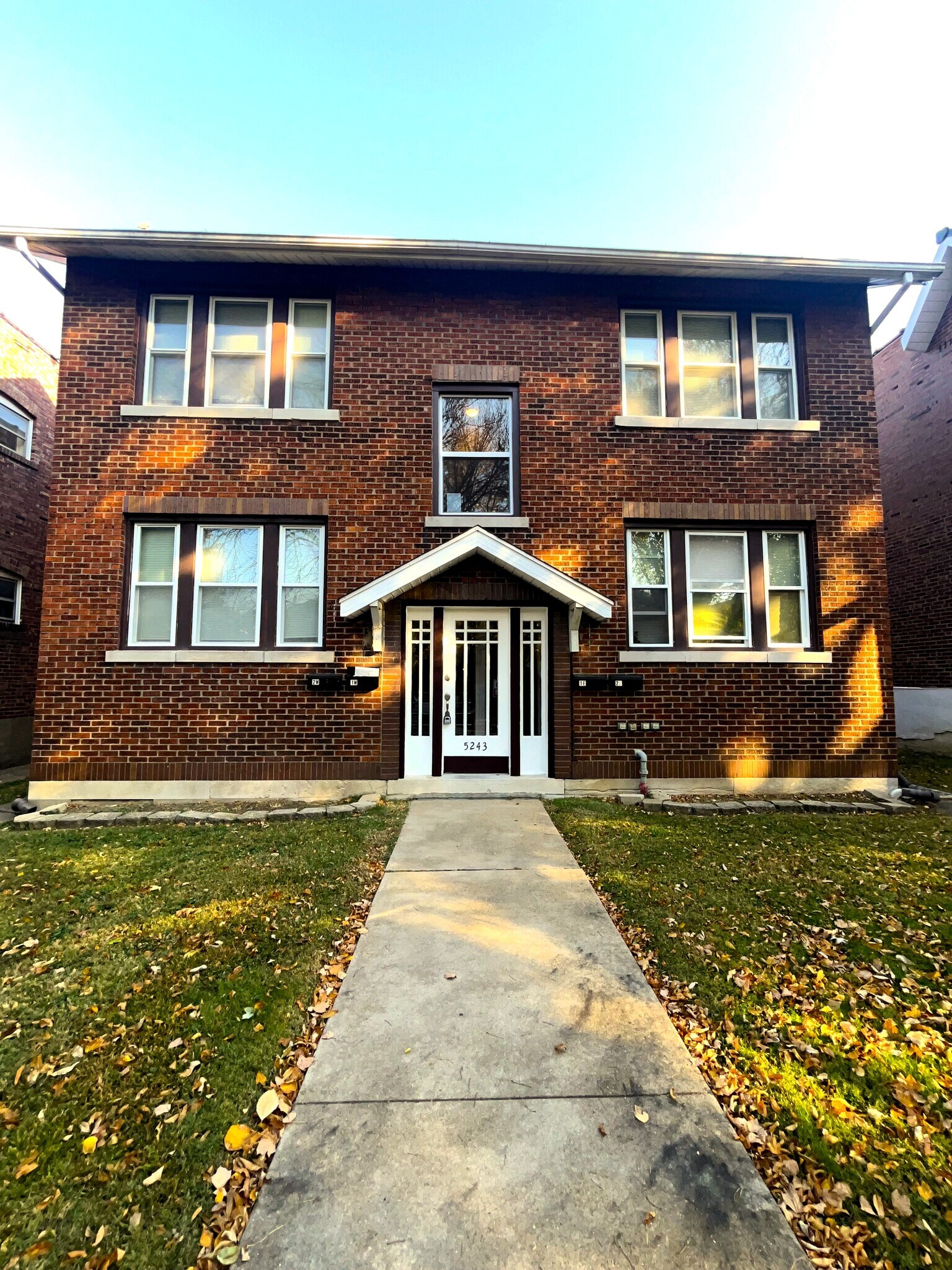 5243 Bancroft Ave unit 1W, Saint Louis, MO 63109 - photo 1