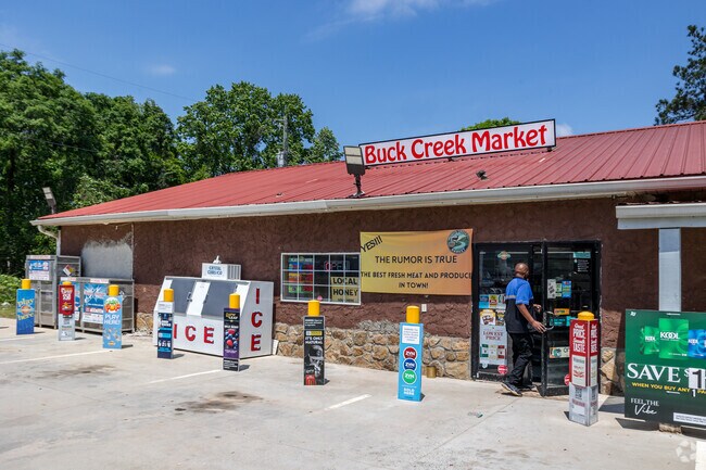 Buck Creek Market provides Towaliga Shores residents with grocery essentials, including fresh meat, produce, and friendly local service.