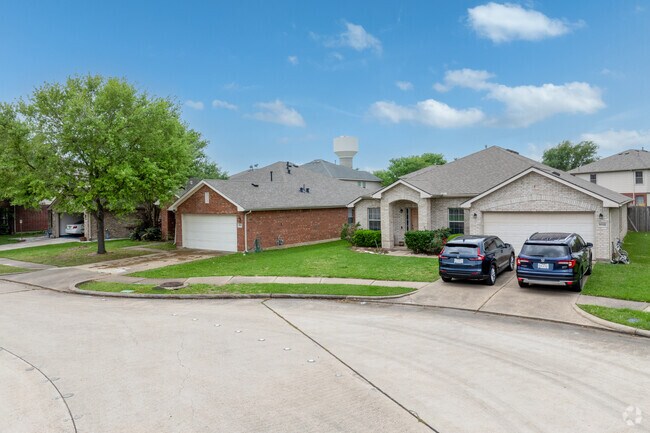 Tree-lined streets and cozy homes make Four Corners serene and welcoming community.