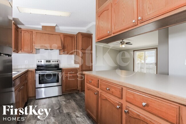 597 Diamond Loop, Middletown, OH 45044 - photo 5