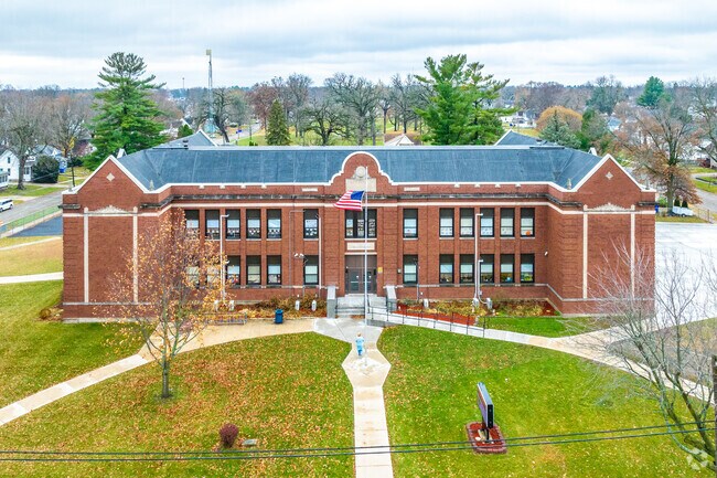 Irving Elementary School is located in Kewanee.