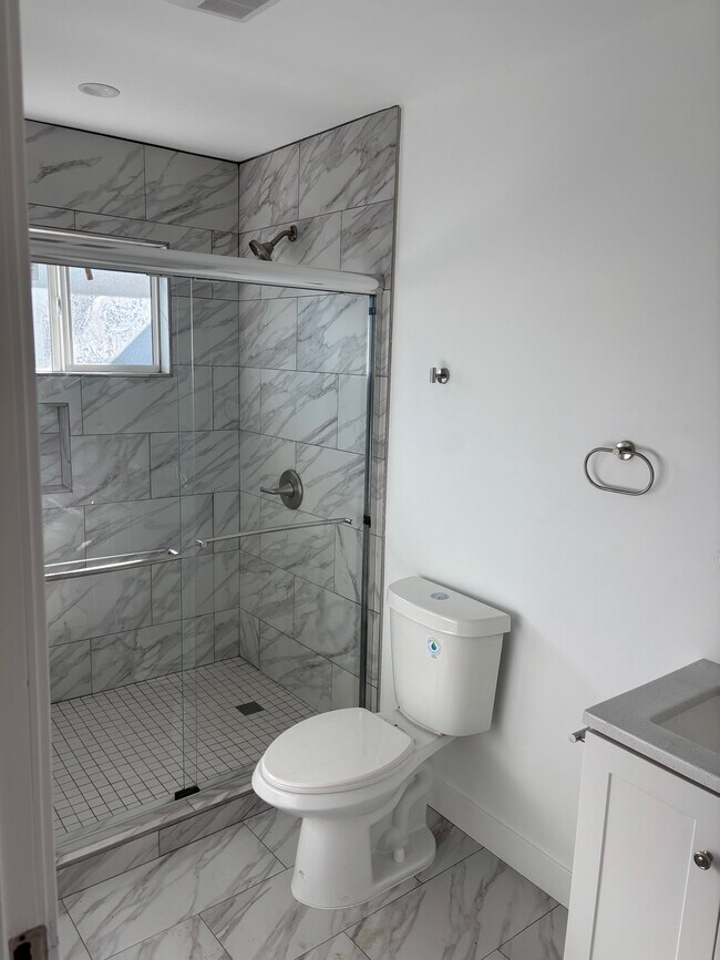 23316 Balmoral Ln unit 23318, West Hills, CA 91307 - photo 4