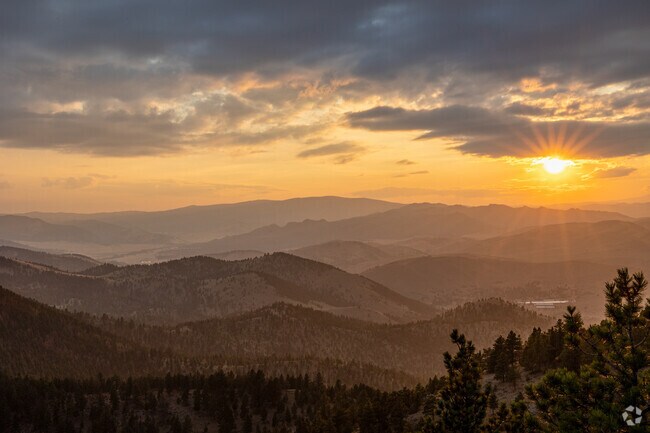Mt. Helena offers breathtaking views of the surrounding mountains.